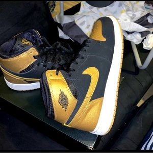 Melo Jordan 1s Black & Gold